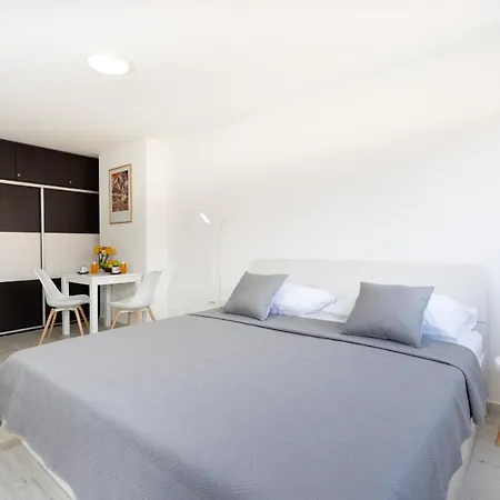 Tennis Apartment Dubrovnik, Free Parking, Beach Exterior photo